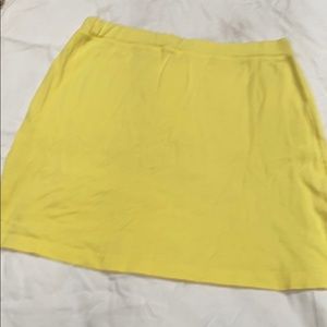 Yellow comfy stretch skirt